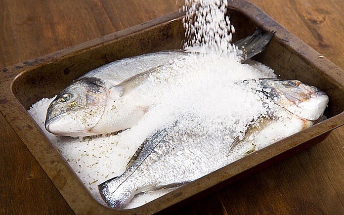 Chế biến cá theo 2 cách này vừa đốt sạch dinh dưỡng vừa sinh thêm độc tố