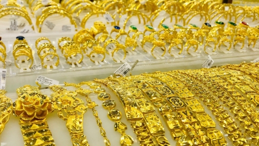 Giá vàng hôm nay (11/1): Vàng tiếp tục tăng mạnh, mức gần 1.880 USD/ounce
