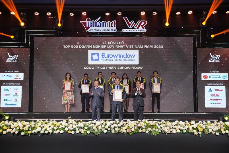 Eurowindow 13 năm liên tiếp đạt Top 500 doanh nghiệp tư nhân lớn nhất Việt Nam