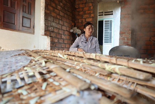 Đắk Lắk: Làng nghề bánh tráng, bún.. đang "chạy đua" dịp Tết Nguyên đán