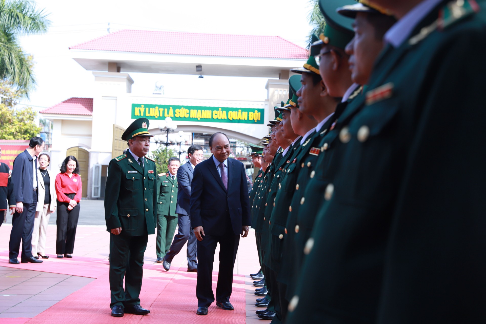 Chủ tịch nước Nguyễn Xuân Phúc thăm, làm việc tại Đắk Lắk