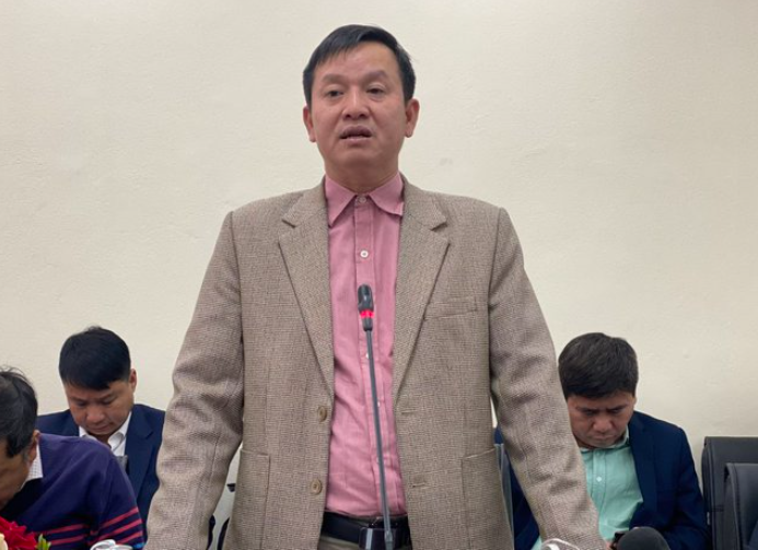 Ông Huỳnh Tấn Đạt, Phó Cục trưởng Cục Bảo vệ thực vật thông tin tại họp báo. Ảnh: VGP