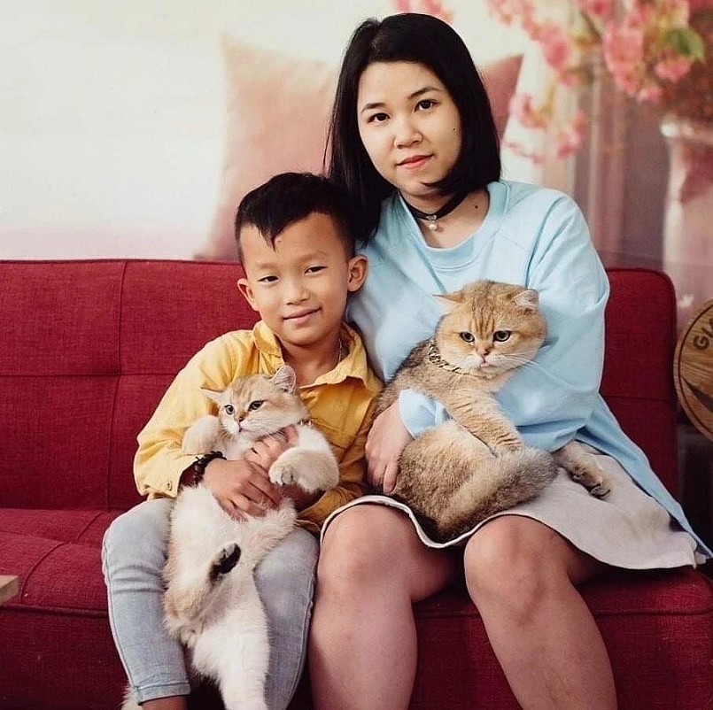 Chị Hương sở hữu nhiều chú mèo giá trị, trong đó có bé trị giá 65 triệu đồng (Ảnh: NVCC).