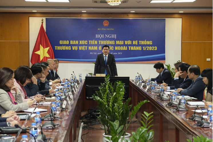 Bộ trưởng Bộ Công Thương Nguyễn Hồng Diên chủ trì Hội nghị Giao ban xúc tiến thương mại với hệ thống Thương vụ Việt Nam ở nước ngoài tháng 1/2023