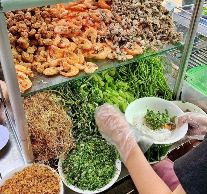 Lạc lối ở chợ Hồ Thị Kỷ “thiên đường ẩm thực” giữa lòng Sài Thành