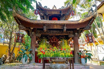 Những ngôi chùa tại Hà Nội nổi tiếng linh thiêng, đông nghịt vào ngày rằm tháng Giêng