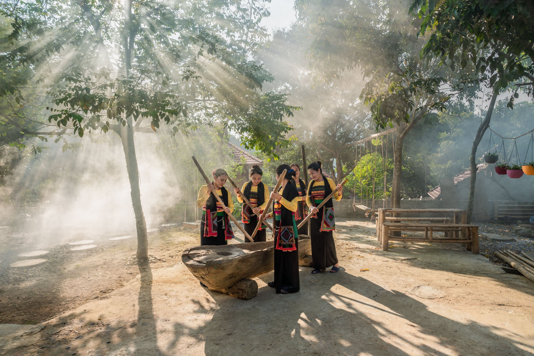 Bản Bút - Điểm du lịch mang đậm bản sắc văn hóa truyền thống của đồng bào dân tộc Thái