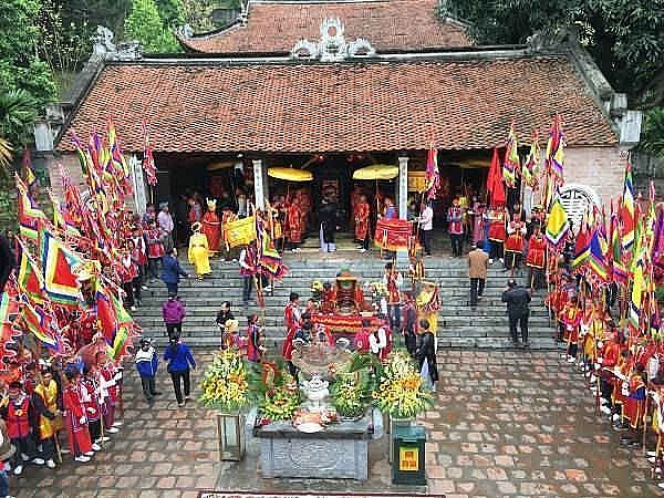 Lễ hội đền Bà Triệu: Tưởng nhớ anh hùng dân tộc Triệu Thị Trinh