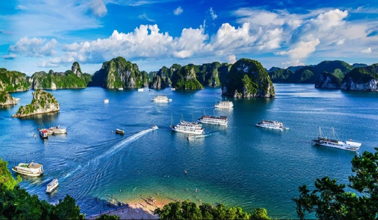 Quảng Ninh là đầu tàu du lịch quốc gia, trung tâm du lịch quốc tế 