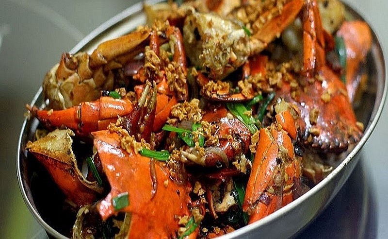 Cua vang Côn Đảo được chế biến thành nhiều món ăn hấp dẫn.