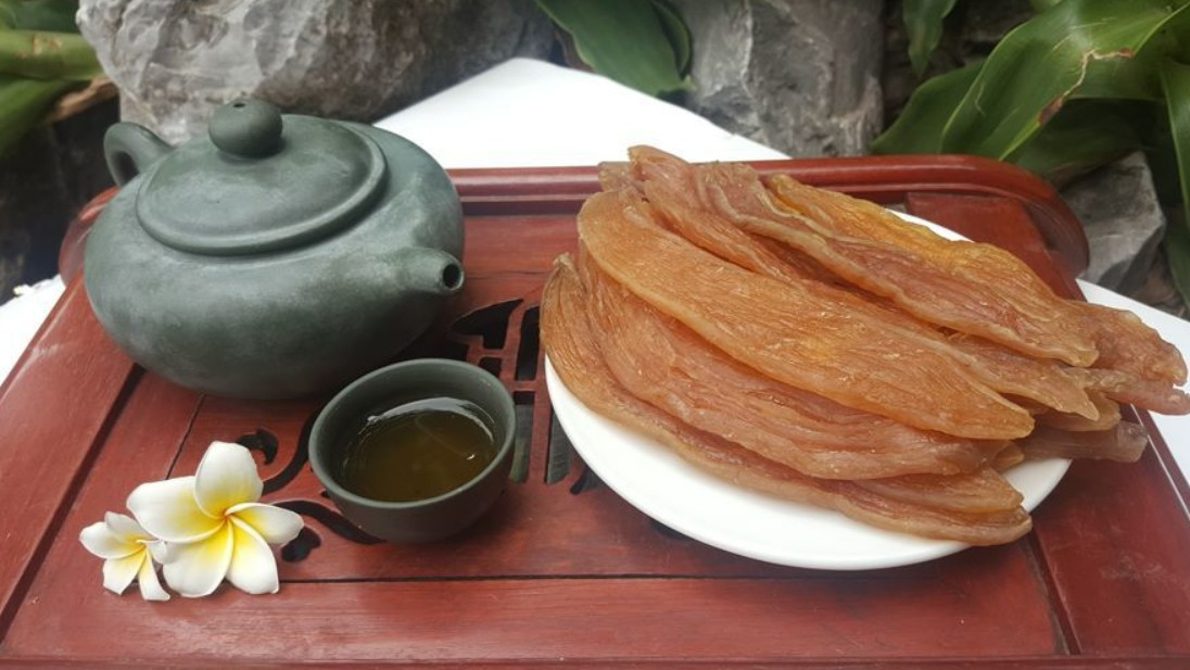 Món ăn xưa chỉ dân nghèo dùng, nay thành đặc sản Quảng Bình ai cũng mua về làm quà