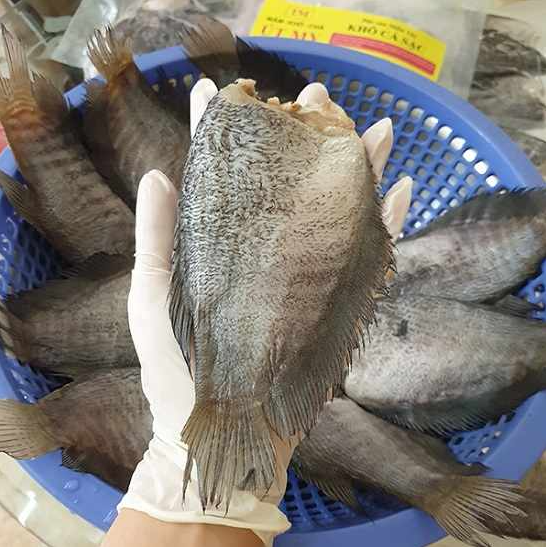 Loài cá có tên lạ trước chỉ “nhà nghèo” mới ăn, giờ thành đặc sản được săn lùng có giá lên đến 320.000/kg