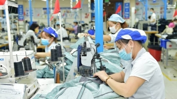 Việt Nam cần làm gì để ứng phó với kịch bản tăng trưởng thấp của ngành dệt may toàn cầu?