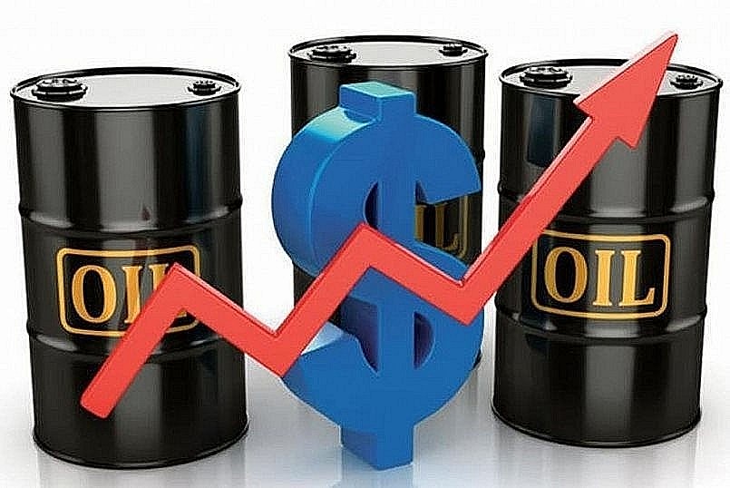 Giá dầu thô duy trì đà tăng mạnh