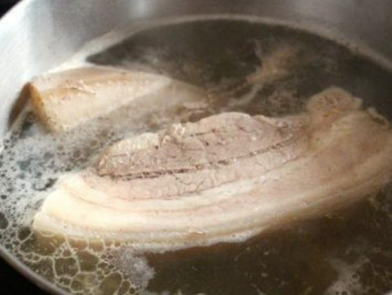 6 thói quen chế biến thịt lợn 99% bà nội trợ Việt đang “âm thầm” gây hại cả nhà