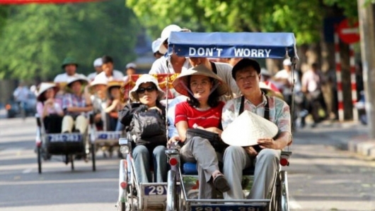 Khách du lịch quốc tế đến Hà Nội tiếp tục tăng mạnh
