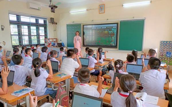Ngành giáo dục Hạ Long phấn đấu đi tiên phong trong chuyển đổi số | Giáo  dục Việt Nam