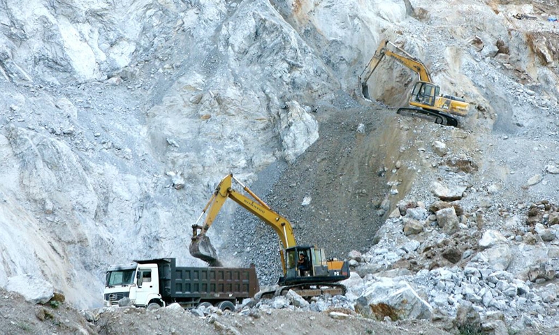 Quảng Ninh đẩy nhanh lộ trình đóng cửa toàn bộ mỏ đá để BVMT