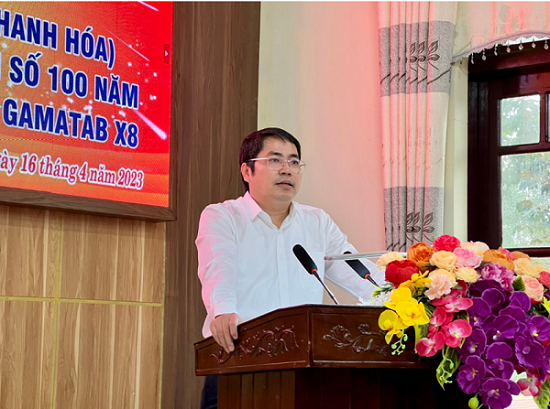 Ông Phạm Tiến Dũng, Phó Bí thư Huyện ủy, Chủ tịch UBND huyện Yên Định (Thanh Hoá)  phát biểu tại buổi Lễ trao tặng