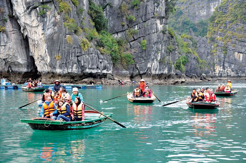 Cách Quảng Ninh làm du lịch để lọt top 100 thành phố đông khách nhất thế  giới