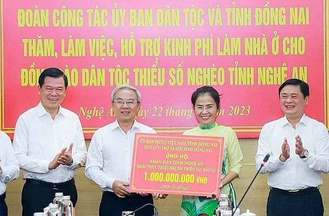 Đồng Nai hỗ trợ Nghệ An 4 tỷ đồng làm nhà cho đồng bào dân tộc thiểu số, khắc phục hậu quả thiên tai