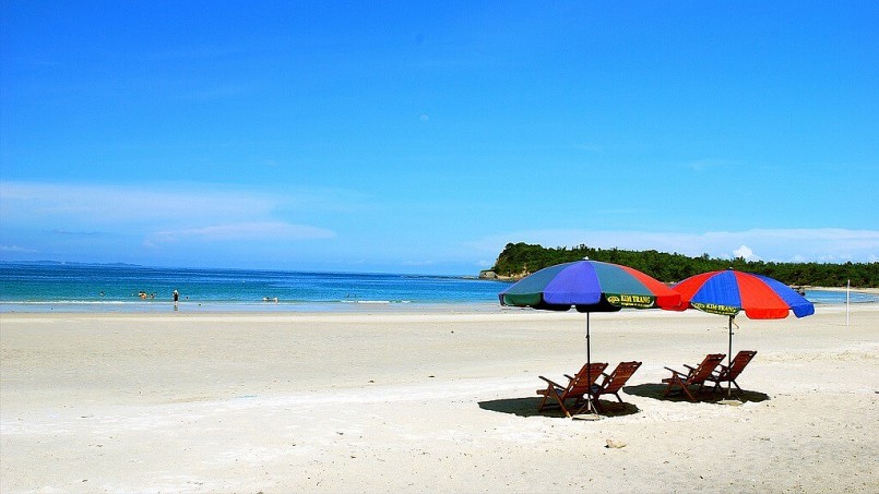 7 bãi biển đẹp nhất Quảng Ninh nhất định phải đến một lần