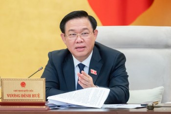 Chủ tịch Quốc hội Vương Đình Huệ: Đánh giá tình hình kinh tế - xã hội cần bảo đảm khách quan