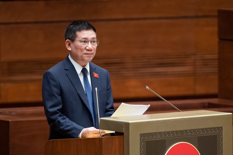 Thừa ủy quyền của Thủ tướng Chính phủ, Bộ trưởng Bộ Tài chính Hồ Đức Phớc Báo cáo về công tác thực hành tiết kiệm, chống lãng phí năm 2022.