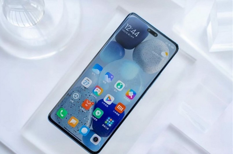 Điện thoại Xiaomi CIVI 3 ra mắt tại thị trường Trung Quốc