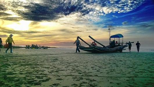 Khai thác tiềm lực du lịch biển Nam Định