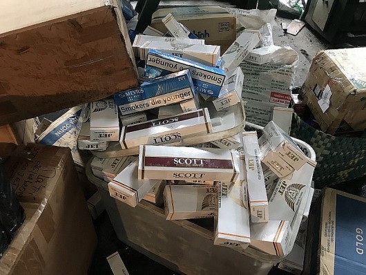 TP.HCM tiến hành tiêu hủy gần 21.000 bao thuốc lá nhập lậu