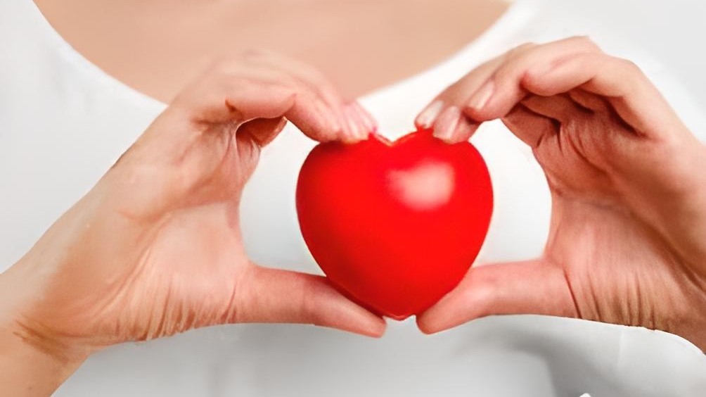 Mỗi ngày 3 quả táo tàu, cả đời luôn khỏe mạnh