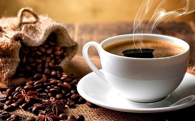 Trả giá sức khỏe vì tìm đến cà phê để tỉnh táo