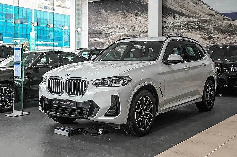 BMW X3 lộ diện với hàng loạt 