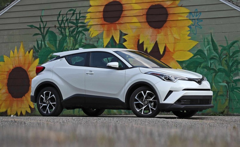 Toyota C-HR 2024 ra mắt với PHEV: Mẫu xe phù hợp cho các hộ gia đình trẻ