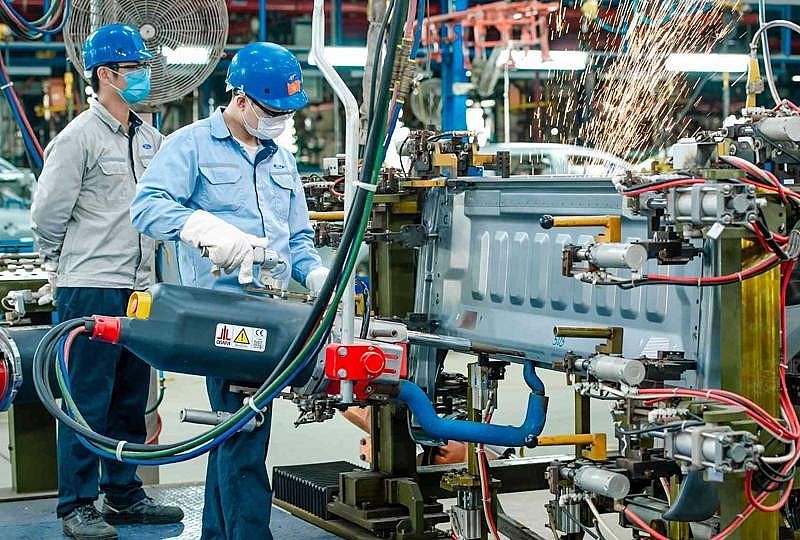 6 tháng, sản xuất công nghiệp đã phục hồi 98,8% so với cùng kỳ năm 2022 