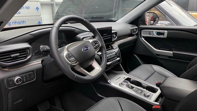 Ô tô Ford Explorer 2023: Dòng xe SUV cỡ lớn đang có mức giá hẫn dẫn