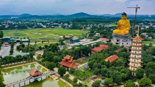 Chùa Khai Nguyên - Ngôi chùa nổi tiếng với bức tượng Phật lớn nhất Đông Nam Á
