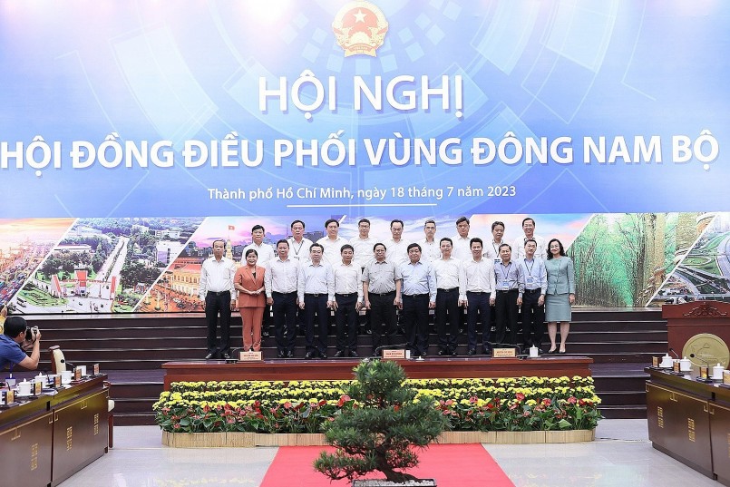 Ra mắt Hội đồng điều phối vùng Đông Nam Bộ - Ảnh: VGP