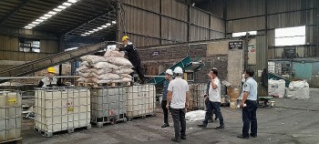 TP. Hồ Chí Minh: Tiêu hủy 52 tấn đường tinh luyện không đảm bảo an toàn