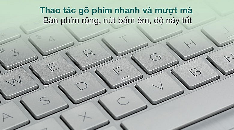 Chiếc laptop sở hữu màn hình rộng, pin 