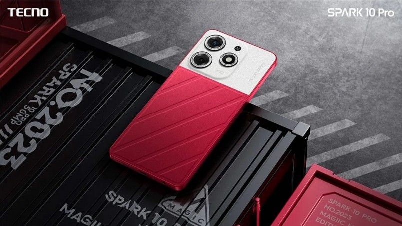 Điện thoại TECNO SPARK 10 Pro Magic Magenta Edition với mặt lưng đổi màu
