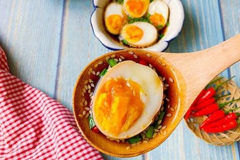 Cách làm trứng ngâm tương siêu đơn giản