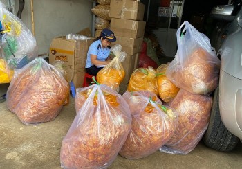 Đắk Lắk: Phát hiện hộ kinh doanh buôn bán 100kg thực phẩm không rõ nguồn gốc xuất xứ