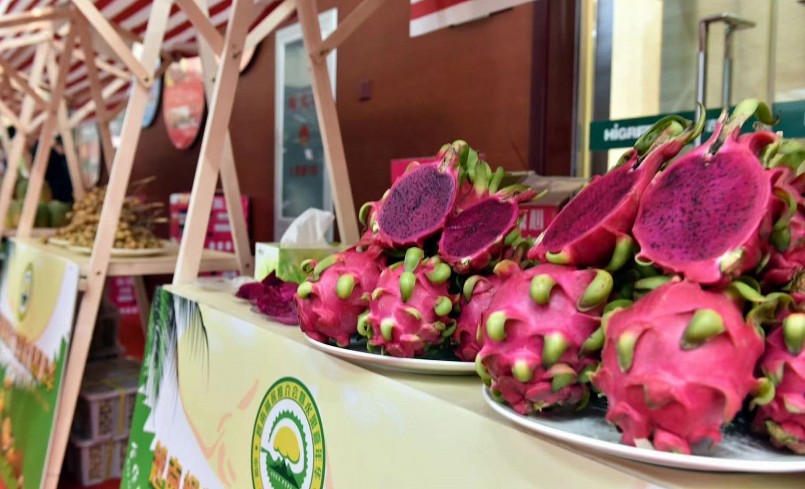 Nhiều loại trái cây của Việt Nam xuất khẩu khó khăn lại còn bị cảnh báo vi phạm từ phía Trung Quốc.