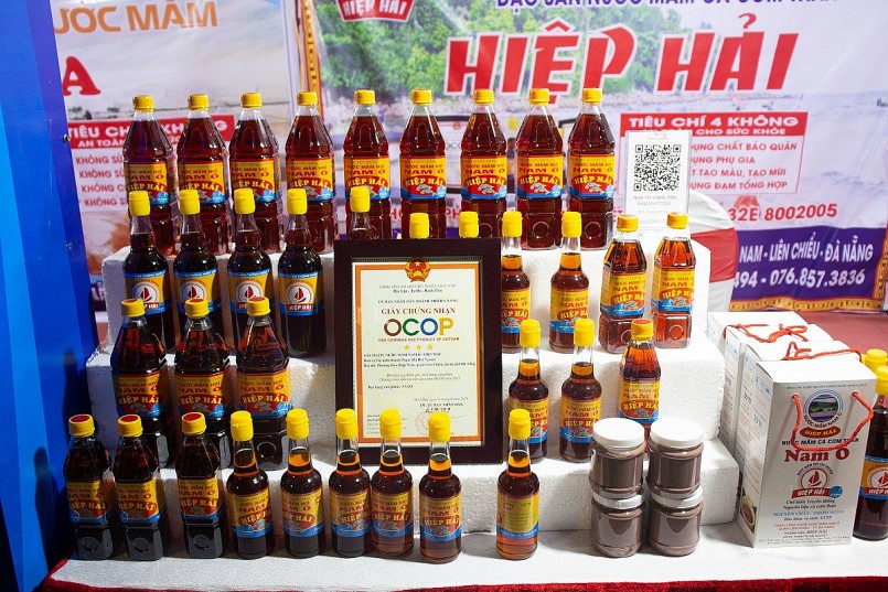 Đà Nẵng quảng bá sản phẩm nước mắm Nam Ô đến người dân và du khách