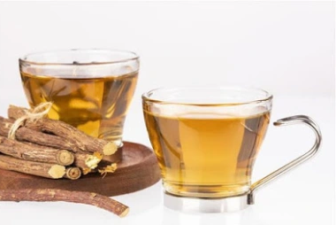 Công thức pha trà cam thảo giảm ho và đau họng trong mùa thu
