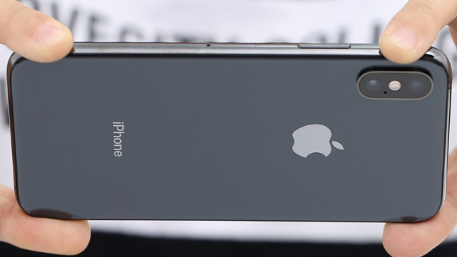 iPhone XS giảm giá chưa từng thấy: Siêu phẩm không thể bỏ lỡ của nhà "Táo"