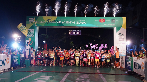 Lần đầu tiên, một giải chạy Marathon chuyên nghiệp được tổ chức tại Nghệ An.