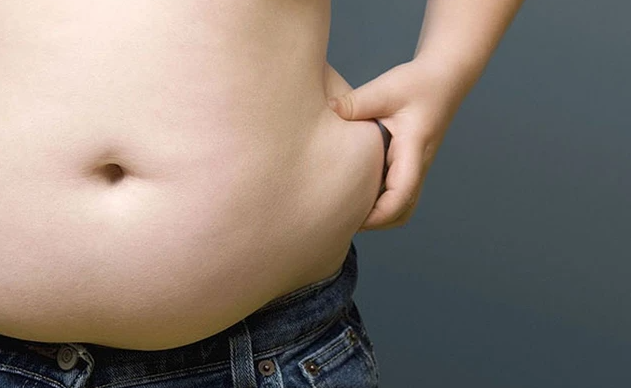 Cảnh báo bạn các loại thực phẩm và đồ uống phổ biến gây tích mỡ ở bụng